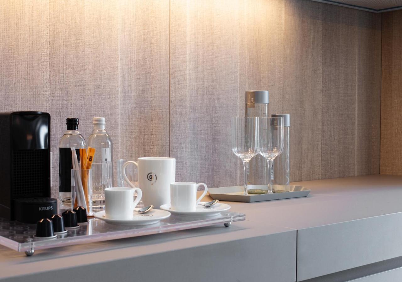 Ceccarini 9 Home Suite Home Riccione Buitenkant foto