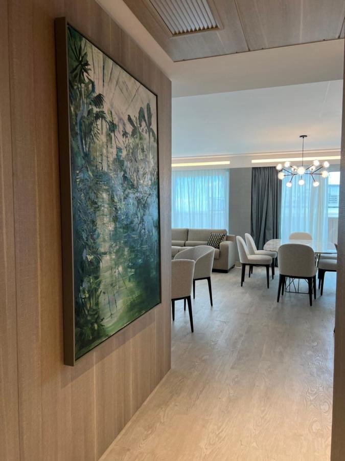 Ceccarini 9 Home Suite Home Riccione Buitenkant foto