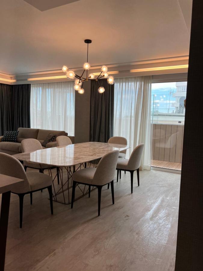 Ceccarini 9 Home Suite Home Riccione Buitenkant foto